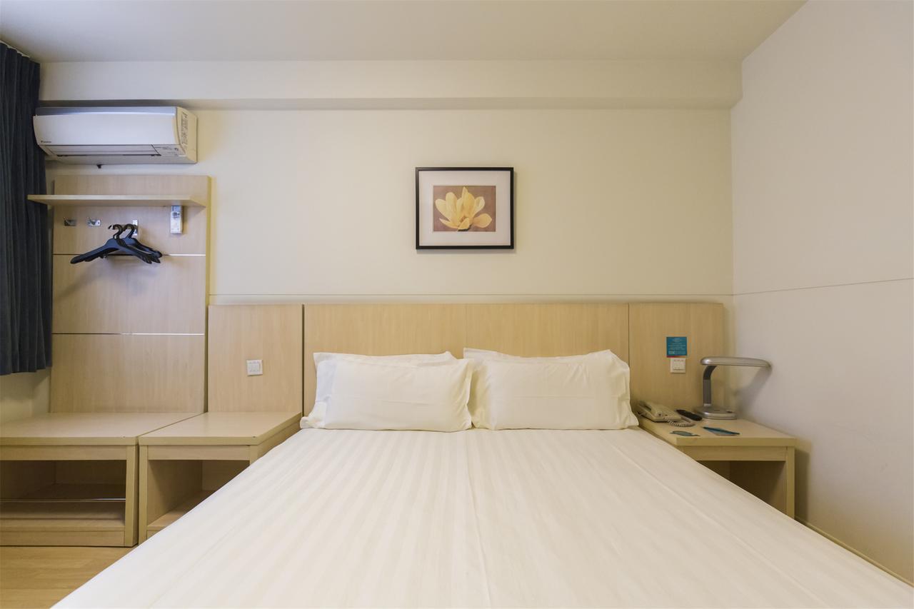Jingjiang Inn Shanghai Henglong Plaza Bagian luar foto
